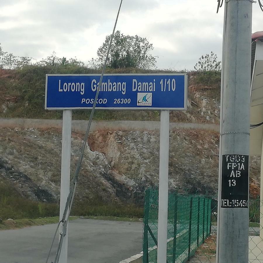 Neesa Homestay Bukit Gambang-Muslim Экстерьер фото
